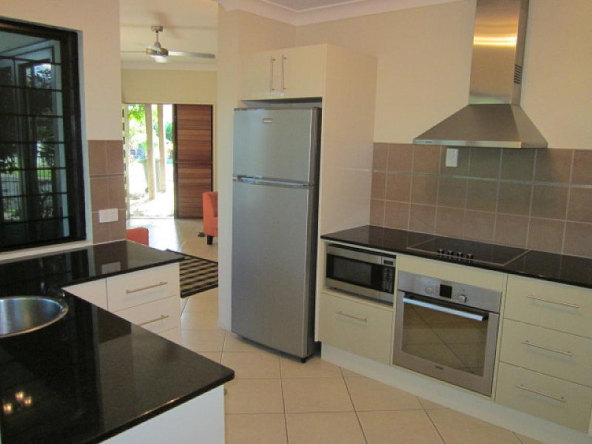 Hai Villa Port Douglas Exterior photo